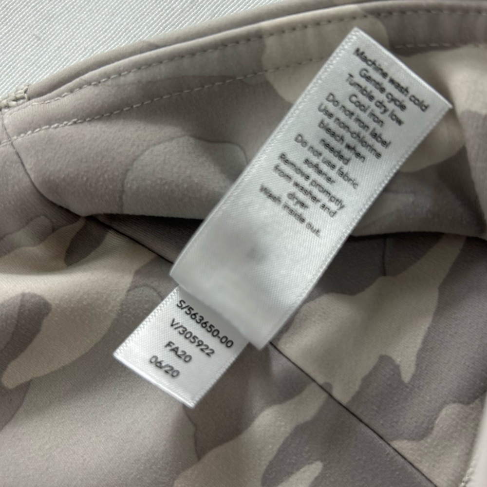 Athleta Elation 7/8 Tight Camo Leggings Women’s Size XS Tan‎ Beige - Picture 9 of 14